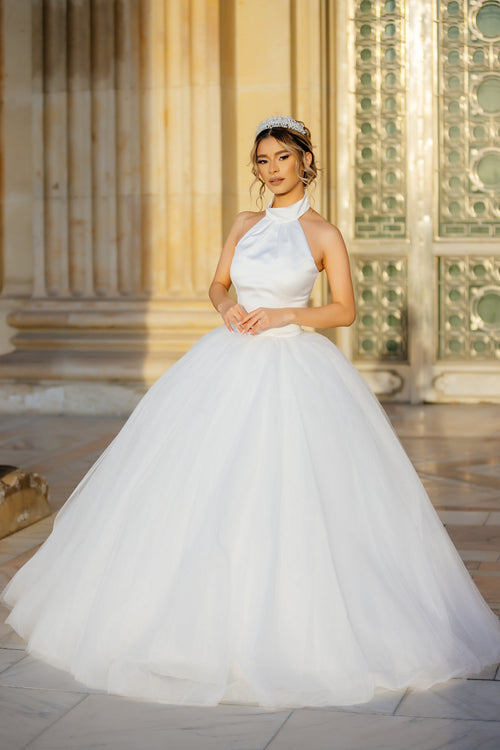 Classic Princess A line bride dress