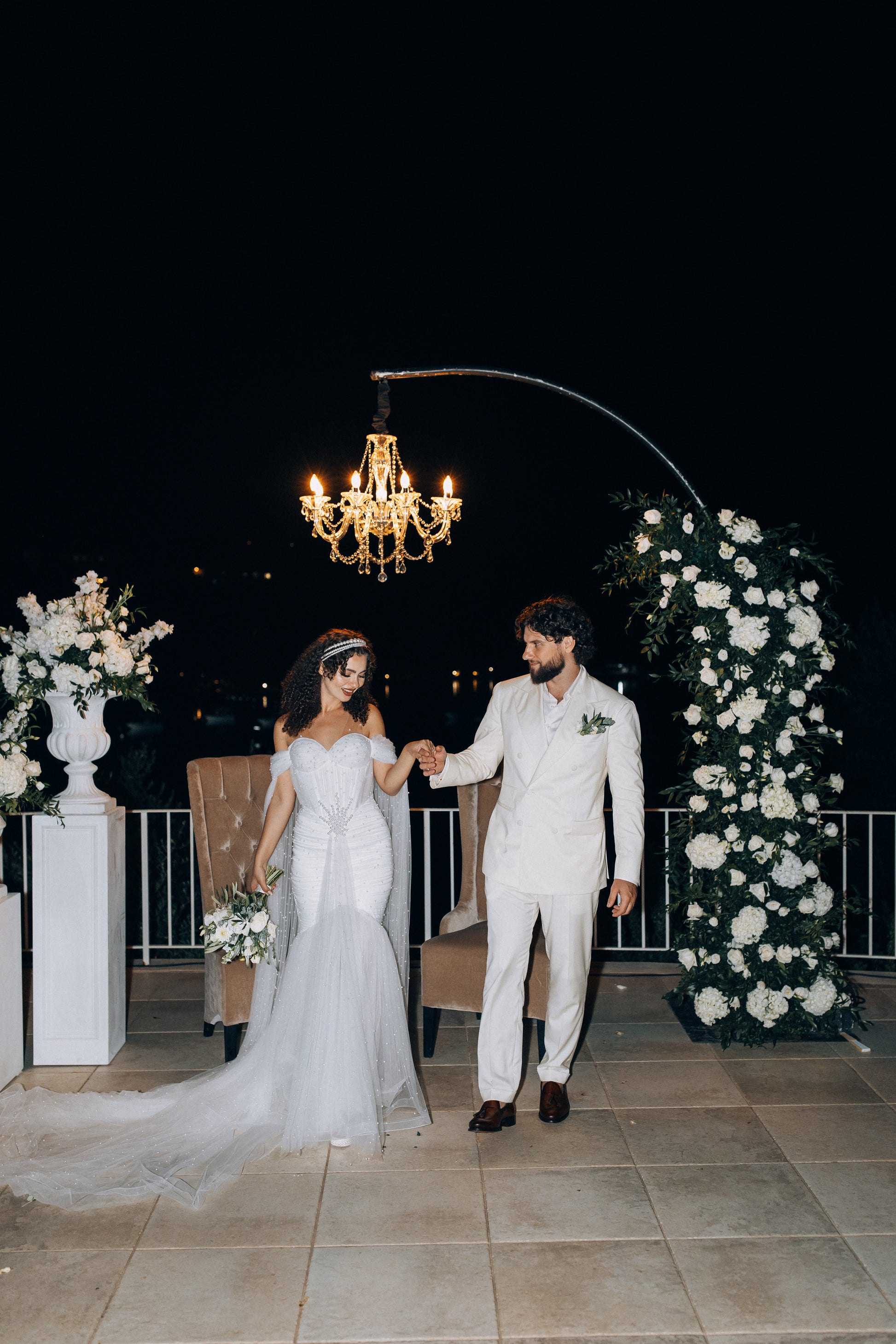 Pearl-embellished mermaid wedding dress
